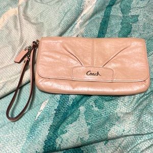 Coach light pink Clutch